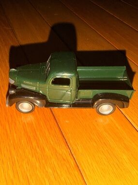 1941 Plymouth green pickup truck 3” made in 2002 1:43 scale